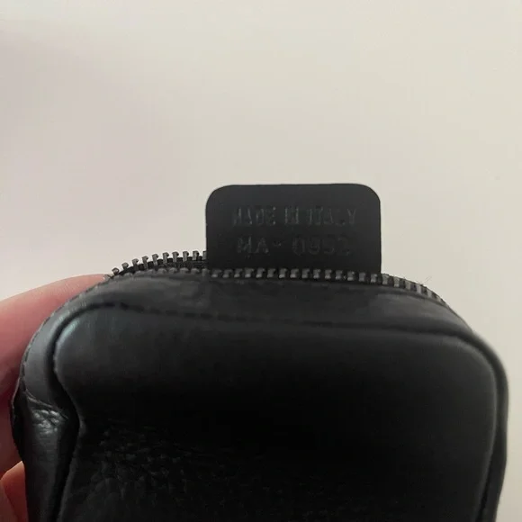 Small Dior leather pouch - Picture 5 of 6